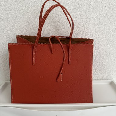 Shopping bag vintage in pelle arancione