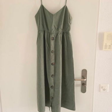Robe en mélange de lin Zara kaki