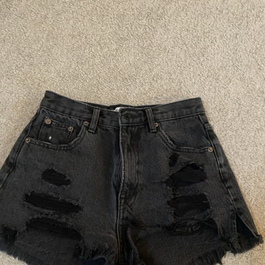 black hotpants