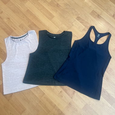 3 H&M Sporttops Set