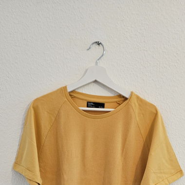 T-shirt Bershka Jaune