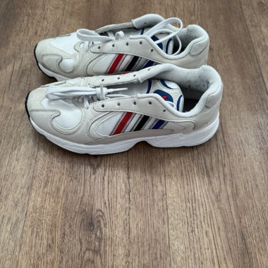 Adidas YUNG 1