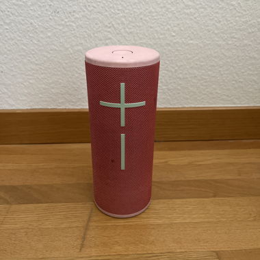 UE Boom 4 Pink