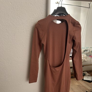 super-cute stretch zara dress, never worn