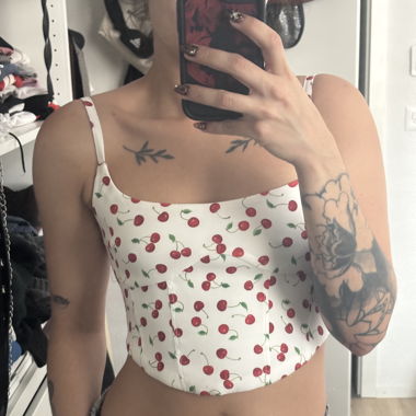Top cerise 