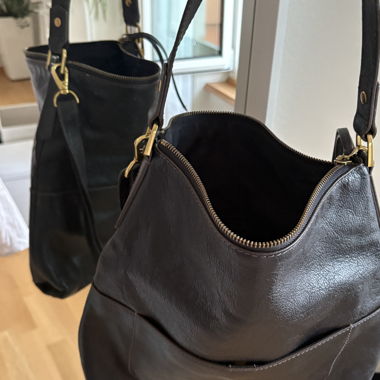Schwarze Schultertasche Fossil