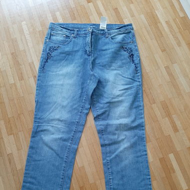 Lot 2 pantalons 42