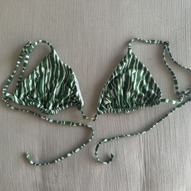 H&M Triangel-Bikinioberteil Grün EU 40