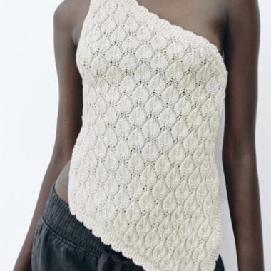 Top asimmetrico in maglia One Shoulder