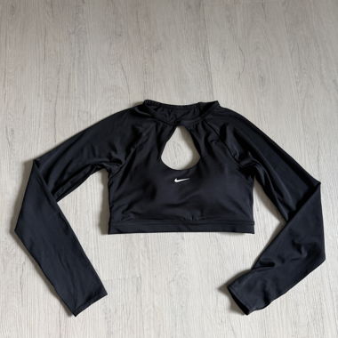 Top sportivo Nike a maniche lunghe