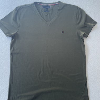 Tommy Hilfiger V-Neck Shirt