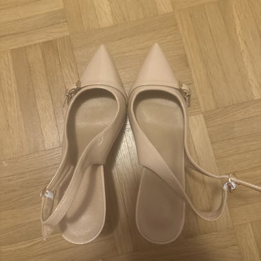 Tacchi slingback beige