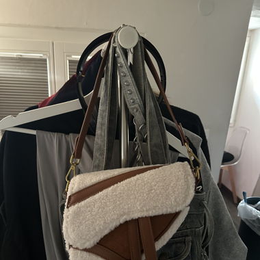 Saddle bag