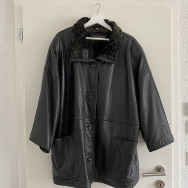 Vintage genuine leather jacket/coat
