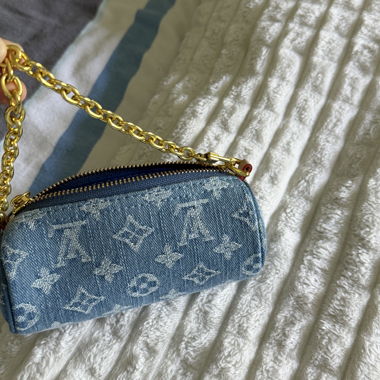 Mini borsa a tracolla con catena in denim