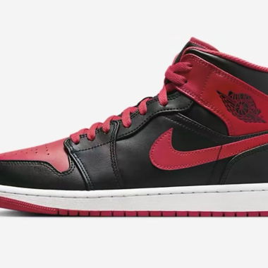 Air Jordan 1 Mid Sneaker