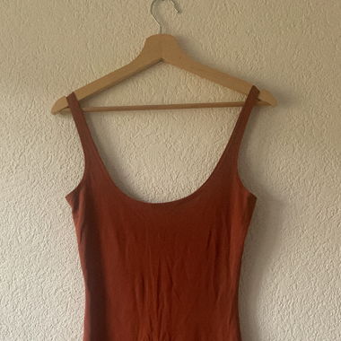 Robe brune
