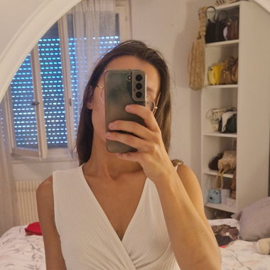 Weißes Body-Top