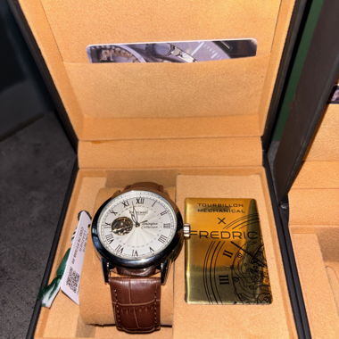 Frédéric Graff Mechanical Watch