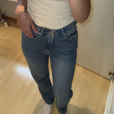 Jeans bleus taille haute
