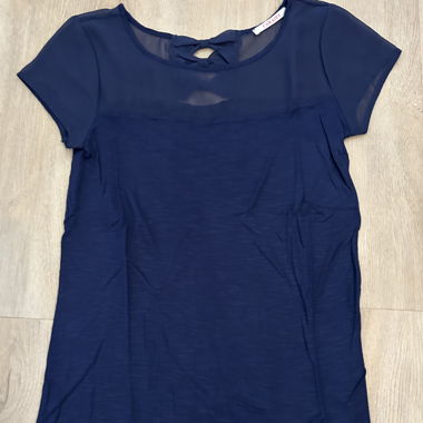 T-shirt avec épaule en voile transparent