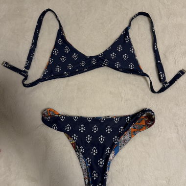 Invertible patterned Bikini Set