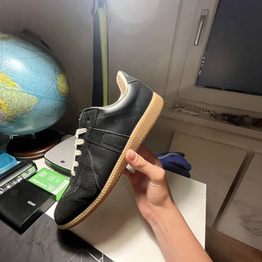 Black Sneakers