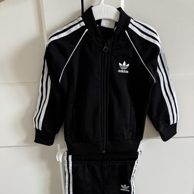 Ensemble Adidas pour enfant noir - 80 cm