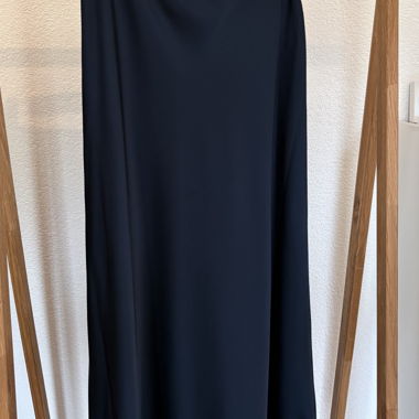 Langer Rock Blau im Satin-Look UNIQLO