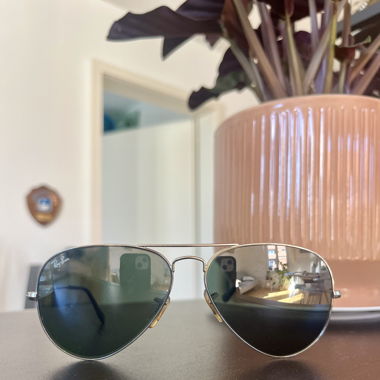 Ray-Ban Aviator Sunglasses 