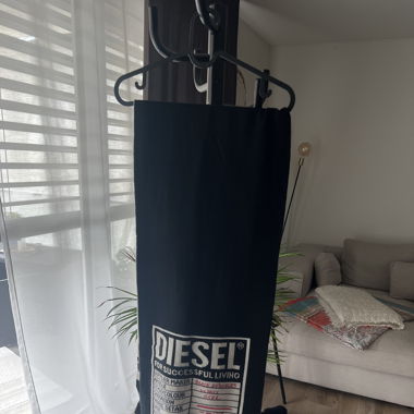 Diesel Schal