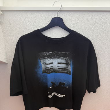 T-shirt court Billie Eilish