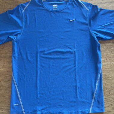 T-shirt sportivo NikeFIT blu M