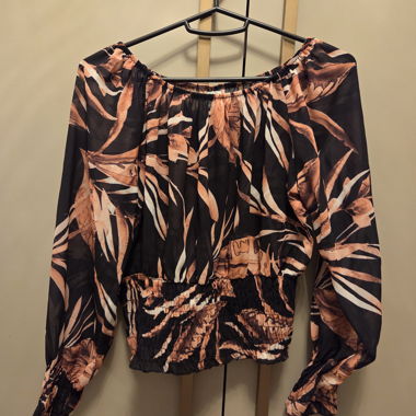 Zebra Off-Shoulder Top Size S