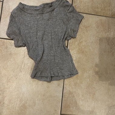 Grey crop top #croptop
