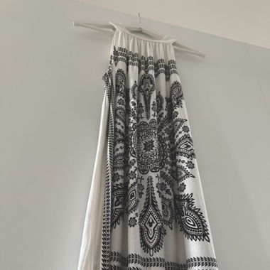Boho Kleid, weiss mit Mandela-Optik, Grösse 38