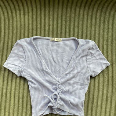 Hellblaues Top