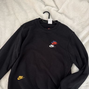 schwarzer nike pullover 