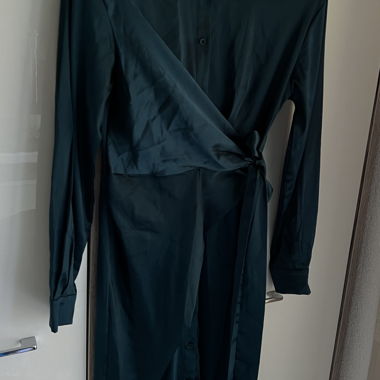 Dunkelblau Satin Kleid
