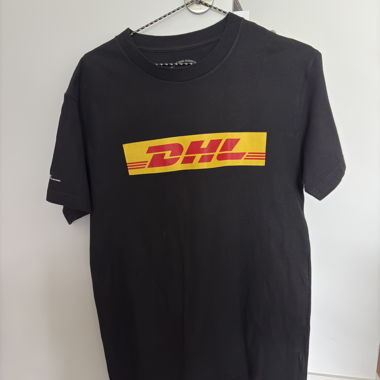 Schwarzes T-Shirt Anti Social Social Club x DHL
