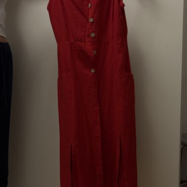 Rotes Trägerkleid