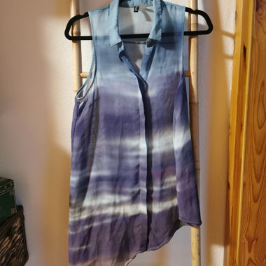 Extravagant button-up shirt