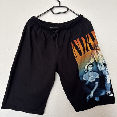 Shorts Nirvana gr L