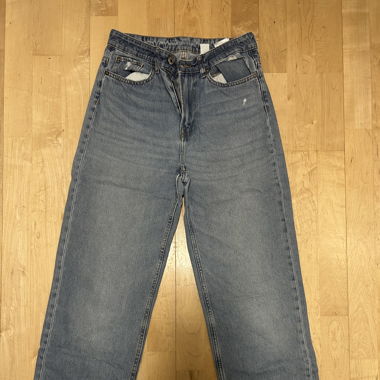Blue straight jeans, high waist