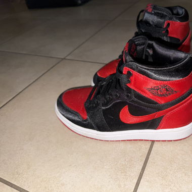 Jordan 1 AIR RETRO 