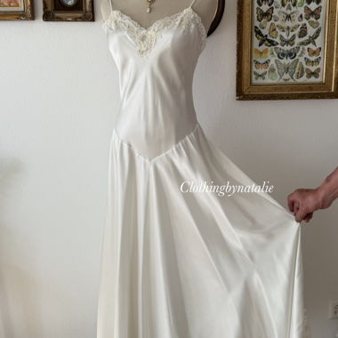 Abito-camicia in raso bianco Victoria’s Secret taglia M