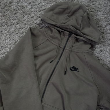 Hoodie zippé Nike Gr. M
