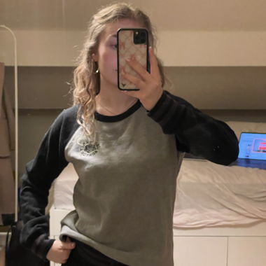burton sweatshirt