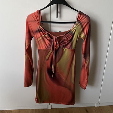 Bershka Kleid