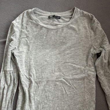 Grey Longsleeve 